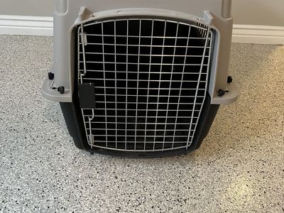Plastic Pet Kennel Travel Crate Carrier Gray and Black