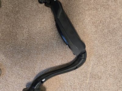 Single Monitor Arm Deskco
pcocp.puter Mount - Adjustable VESA Mount for up to 32" Screens