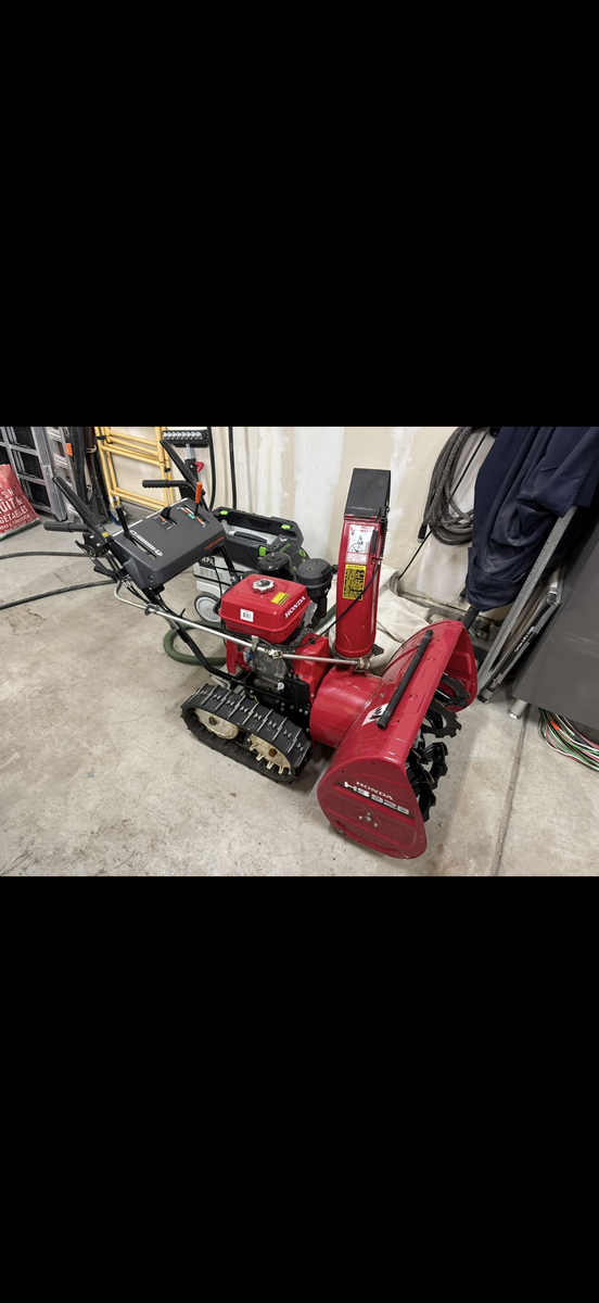 Honda HS928 hydrostatic Drive snowblower