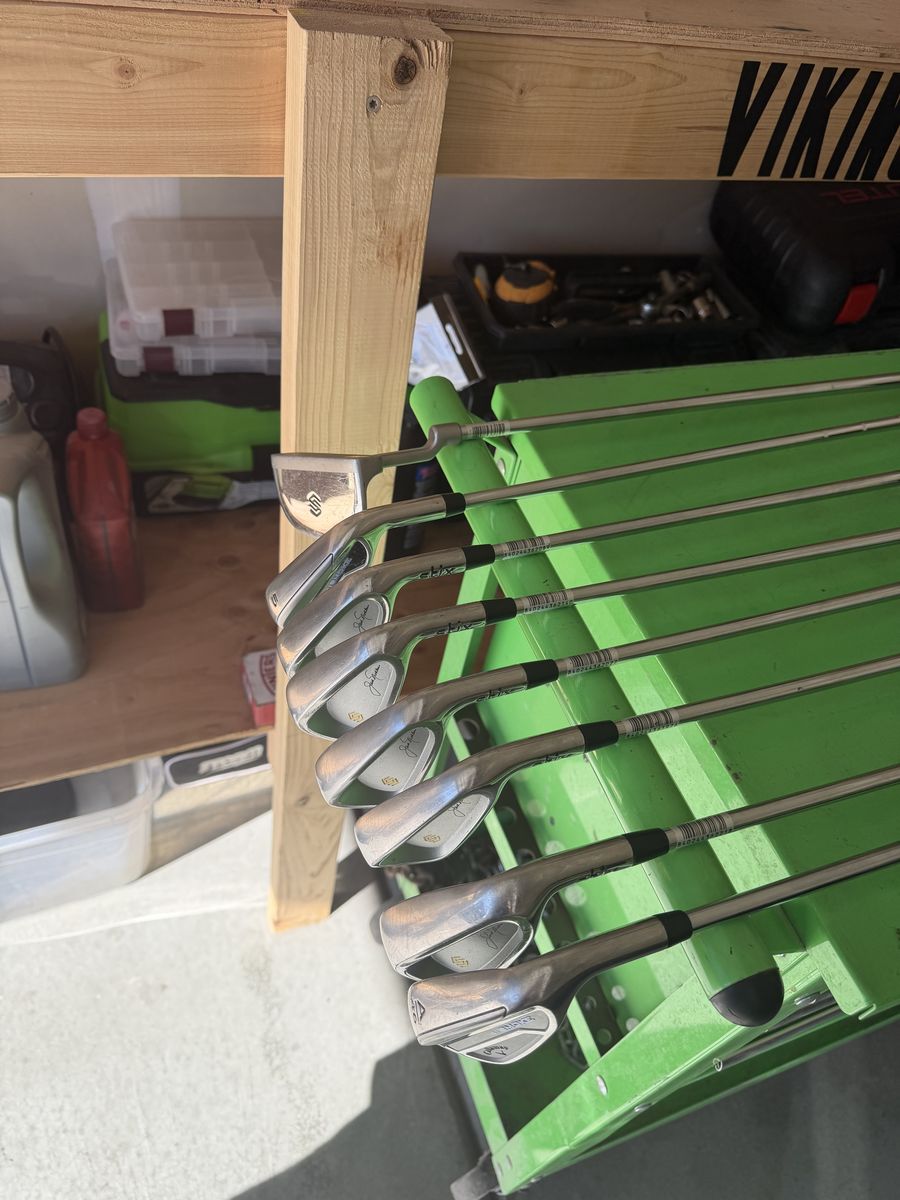 Line up of One Year Used Clubs