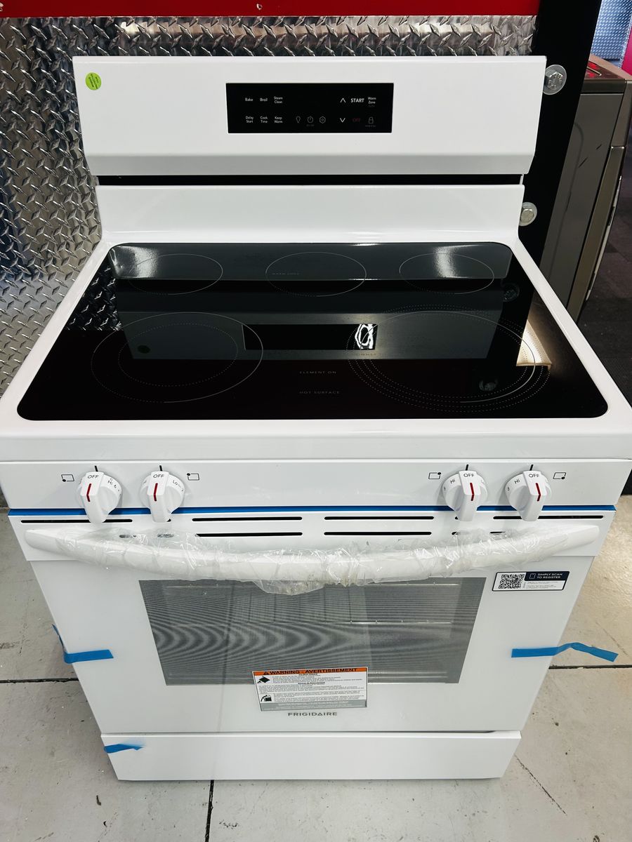 Frigidaire Electric Glass Top Range New