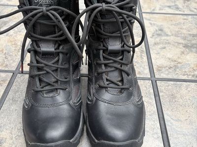 Thorogood Black Tactical Side-Zip Boots MENS SIZE 7, Women’s size 9