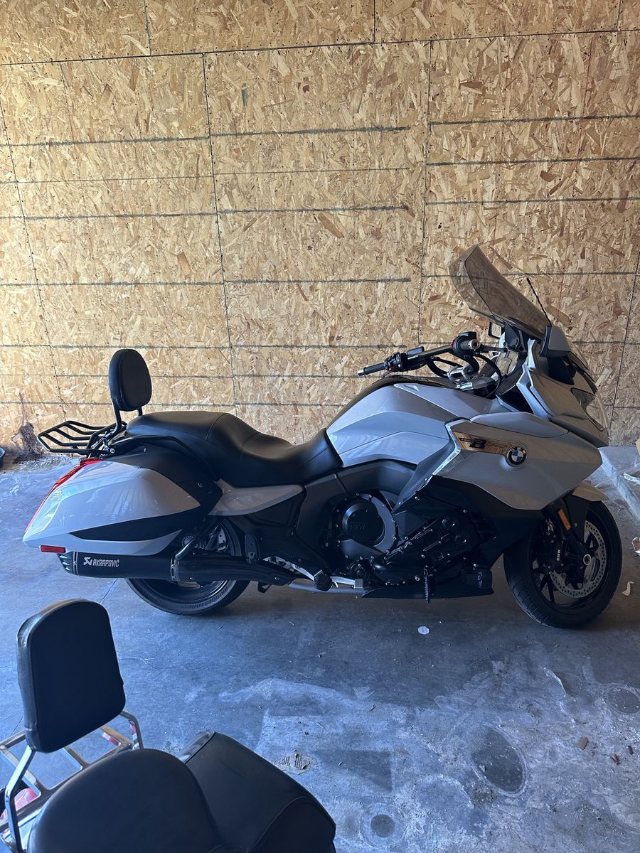 K1600b