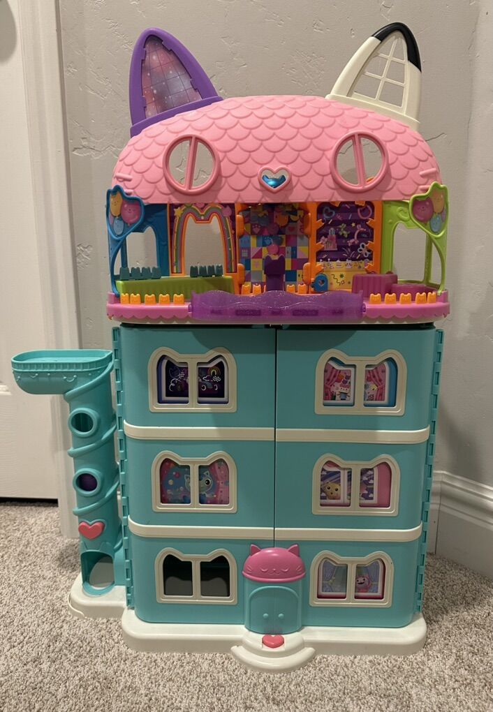 Gabbys dollhouse plus rooms and characters