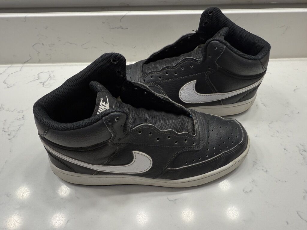 Nike Court Vision Size 8 Shoes