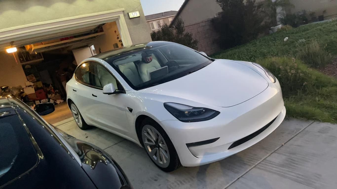 2021 Tesla Model 3 Standard Range Plus