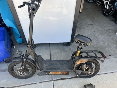 Used Electric Scooter with Digital Display