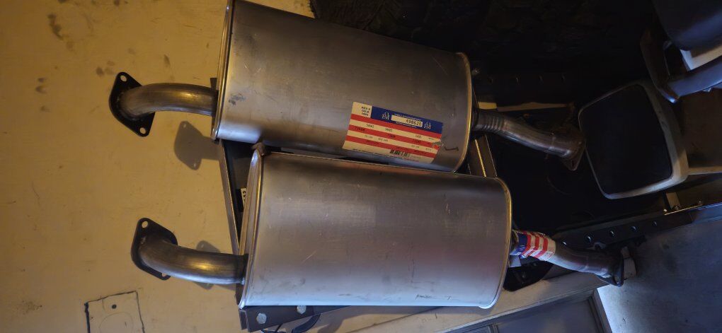 3rd gen 4runner Muffler NEW