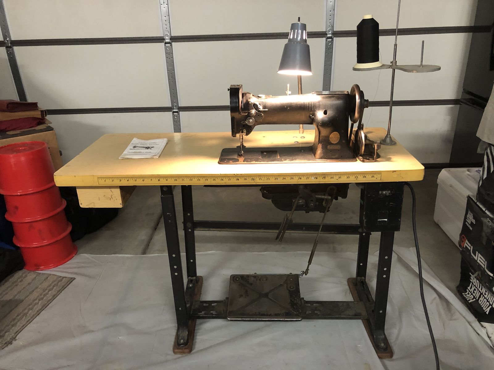 Heavy Duty Singer Industrial Sewing Machine