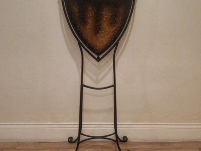 Gothic fire shield planter