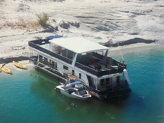 Lake Powell House Boat PICs