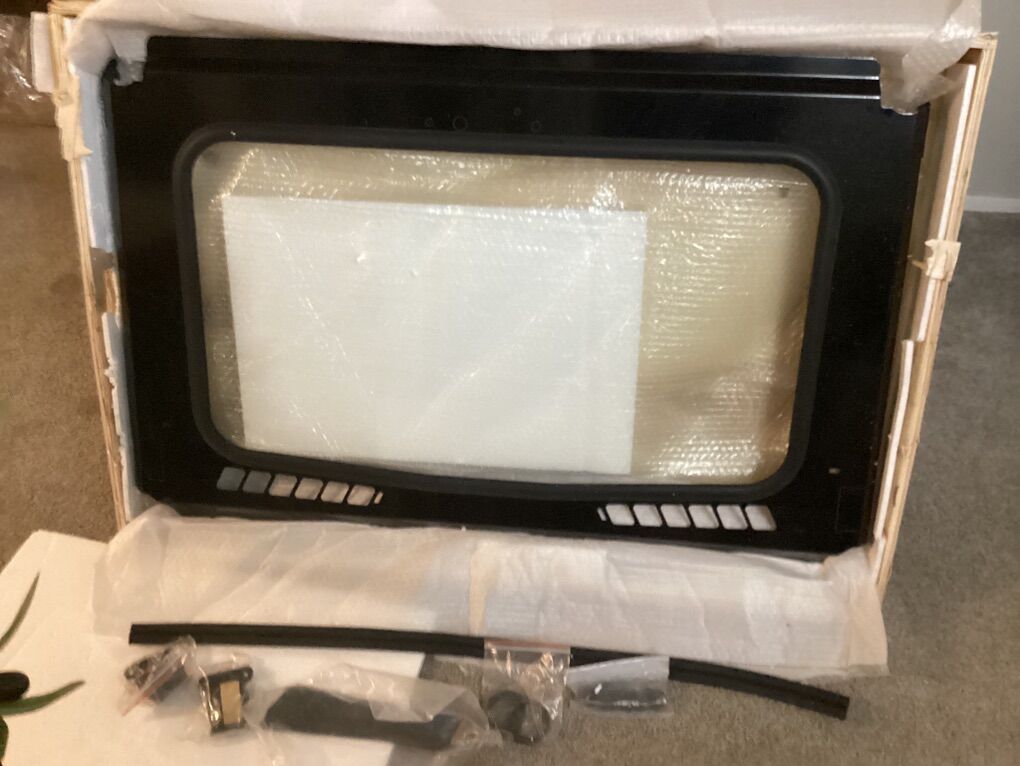  Direct-Vent Gas Fireplace Glass Front + Surround