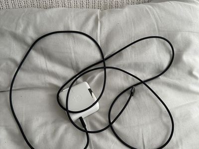 Apple charger
