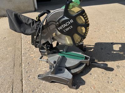 Hitachi 10” Compound Miter Saw