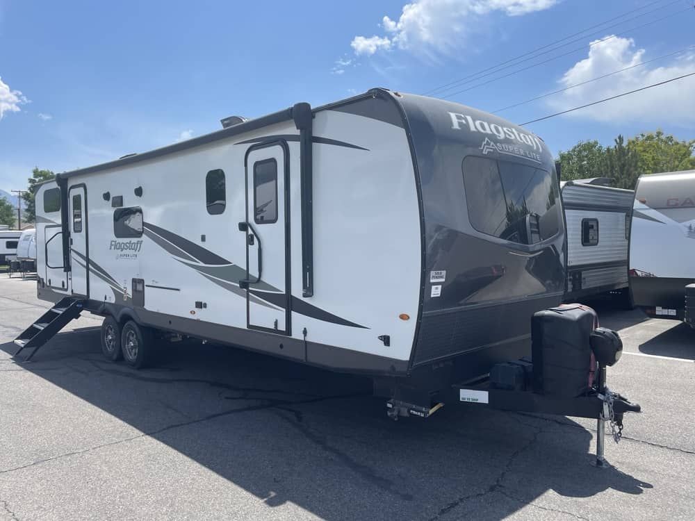 2023 Flagstaff Super Lite 29BHS (seperate bunk room)