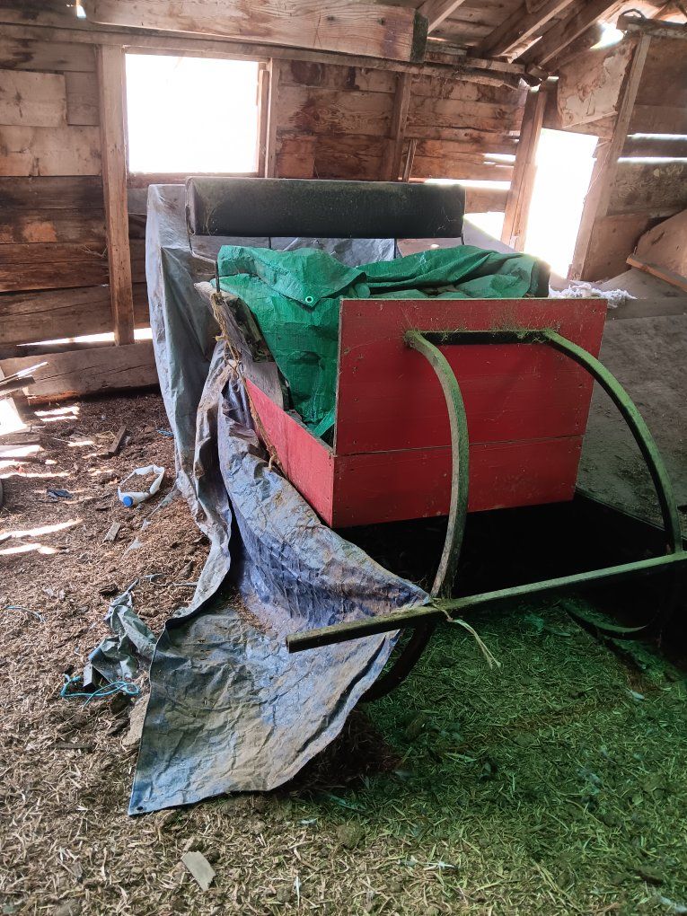 horse drawn sleigh