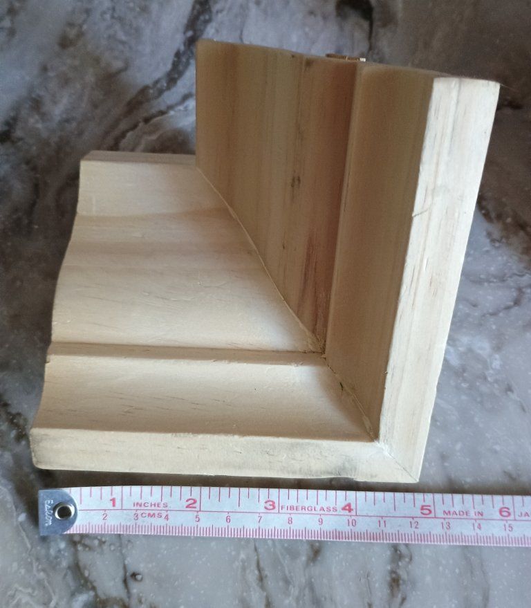 28 Wood Crown Molding Corners