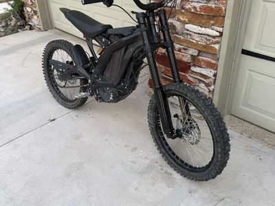 Sur-Ron Light Bee X Electric Dirt Bike - Matte Black 2023
