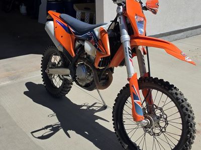 2022 KTM 350 XCF-W
