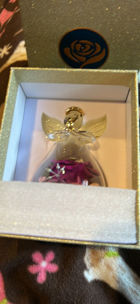 Glass angel