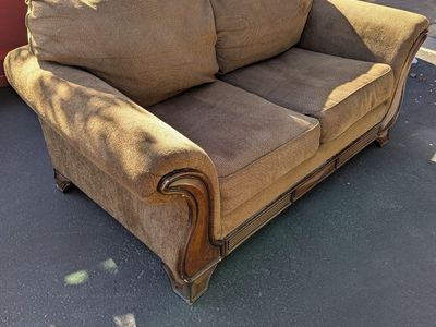 Comfortable Brown Fabric Loveseat - Good Condition, Classic Style, Two-Seater Sofa