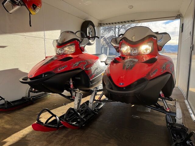 Polaris RMK 800s & Enclosed Trailer (LOW MILES)