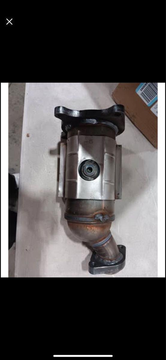 Catalytic Converter for Auto Exhaust System