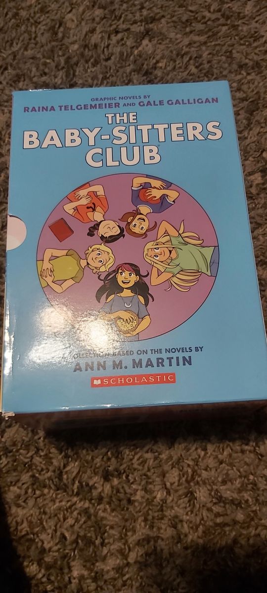 The Babysitter's Club 7-book graphic novel boxed set