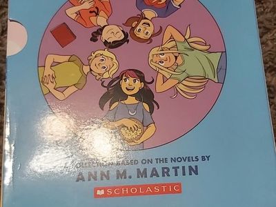 The Babysitter's Club 7-book graphic novel boxed set