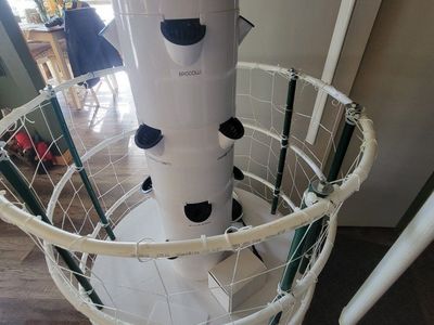 Arrow tower garden
