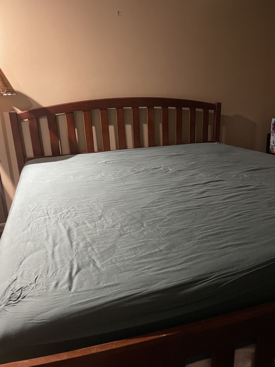 King size bed