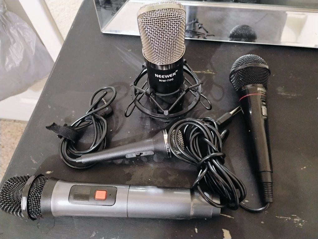 4 Mic's All 4 included