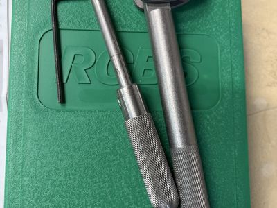 RCBS Berdan Decapping Tool P/N 9525 with Case and Instruction Manual