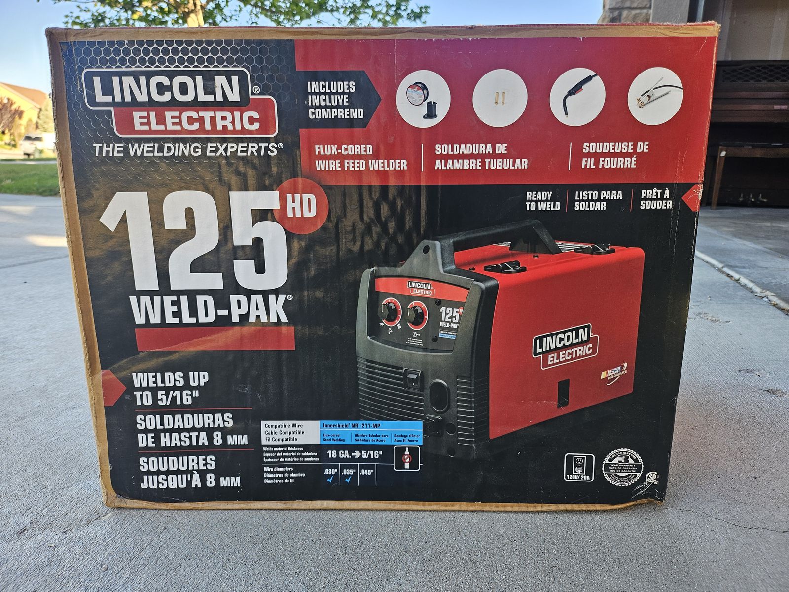 Lincoln Weld Pak 125HD Wire Feed Flux-Core Welder - NEW/Never Used - 2016 Model