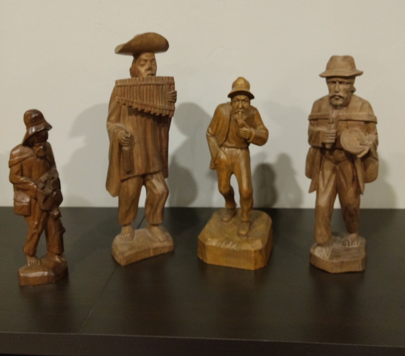 4 Carvings from Ecuador, Wood, Art, South America, Chili, Peru, Collectables, Hand  Made,