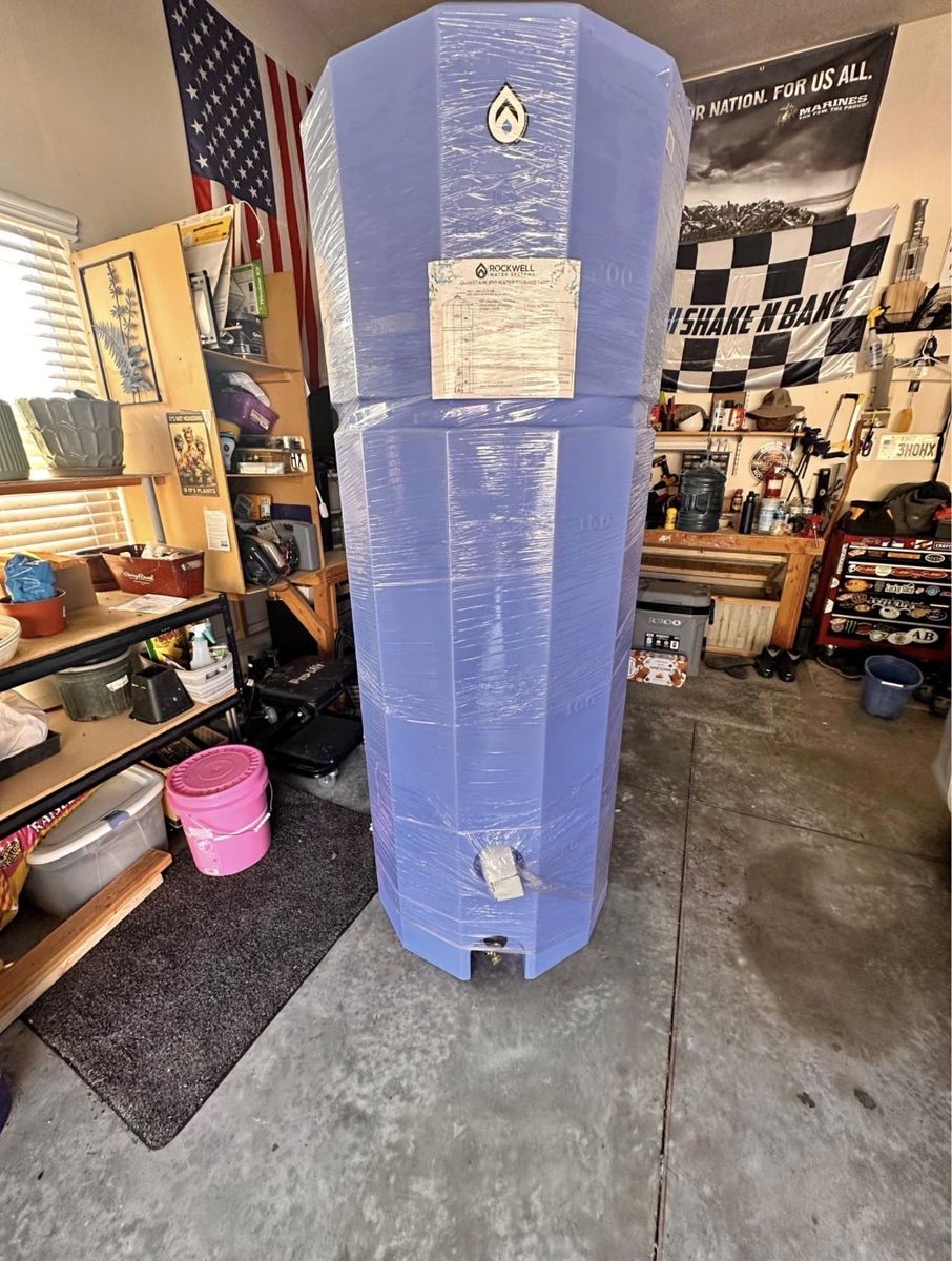 Quake Tank 250 Gal Water Tank