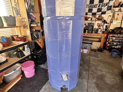 Quake Tank 250 Gal Water Tank