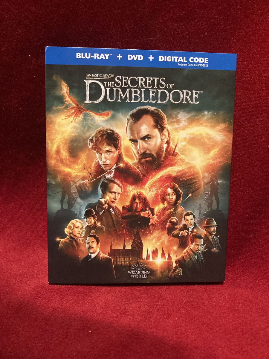 Fantastic Beasts The Secrets Of Dumbledore Blu Ray & DVD