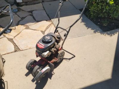 Craftsman Walk-Behind Edger - Gas Powered Lawn and Garden Edger