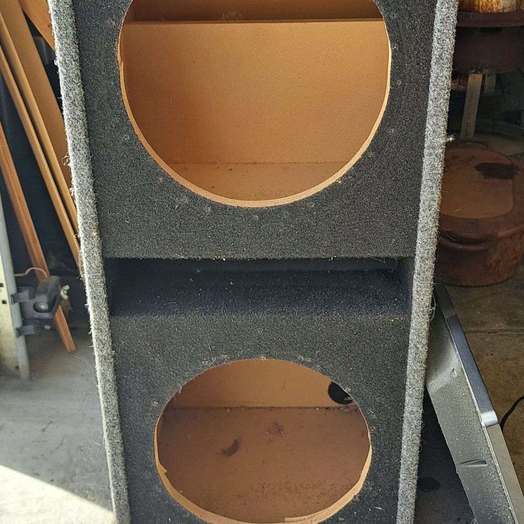 Dual 10" subwoofer box