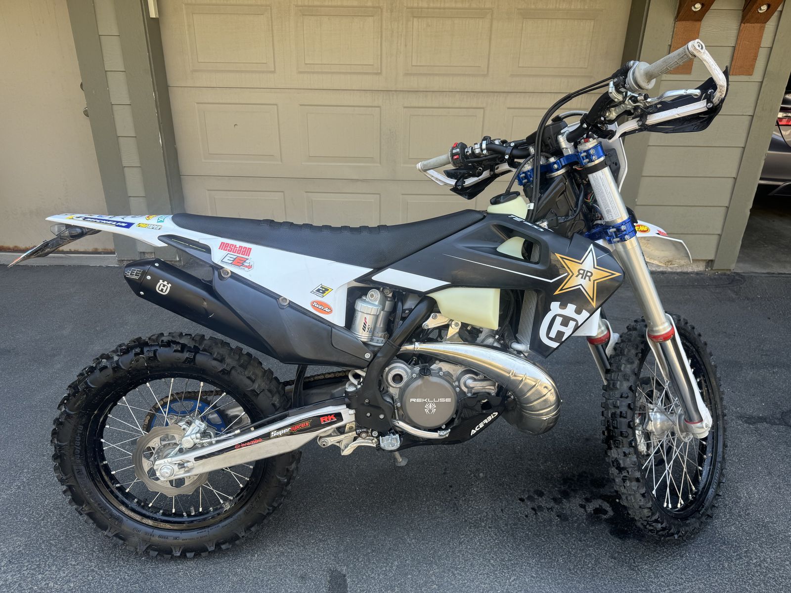 2022 Husqvarna TE 300i Rockstar Edition