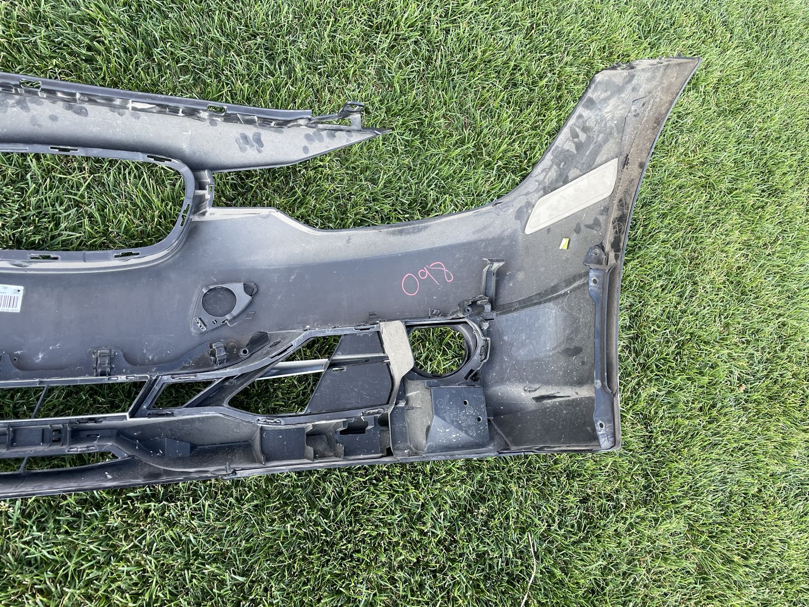 Main image 7