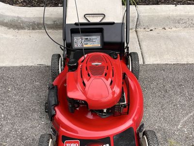 Toro Recycler Self-Propelled Lawn Mower