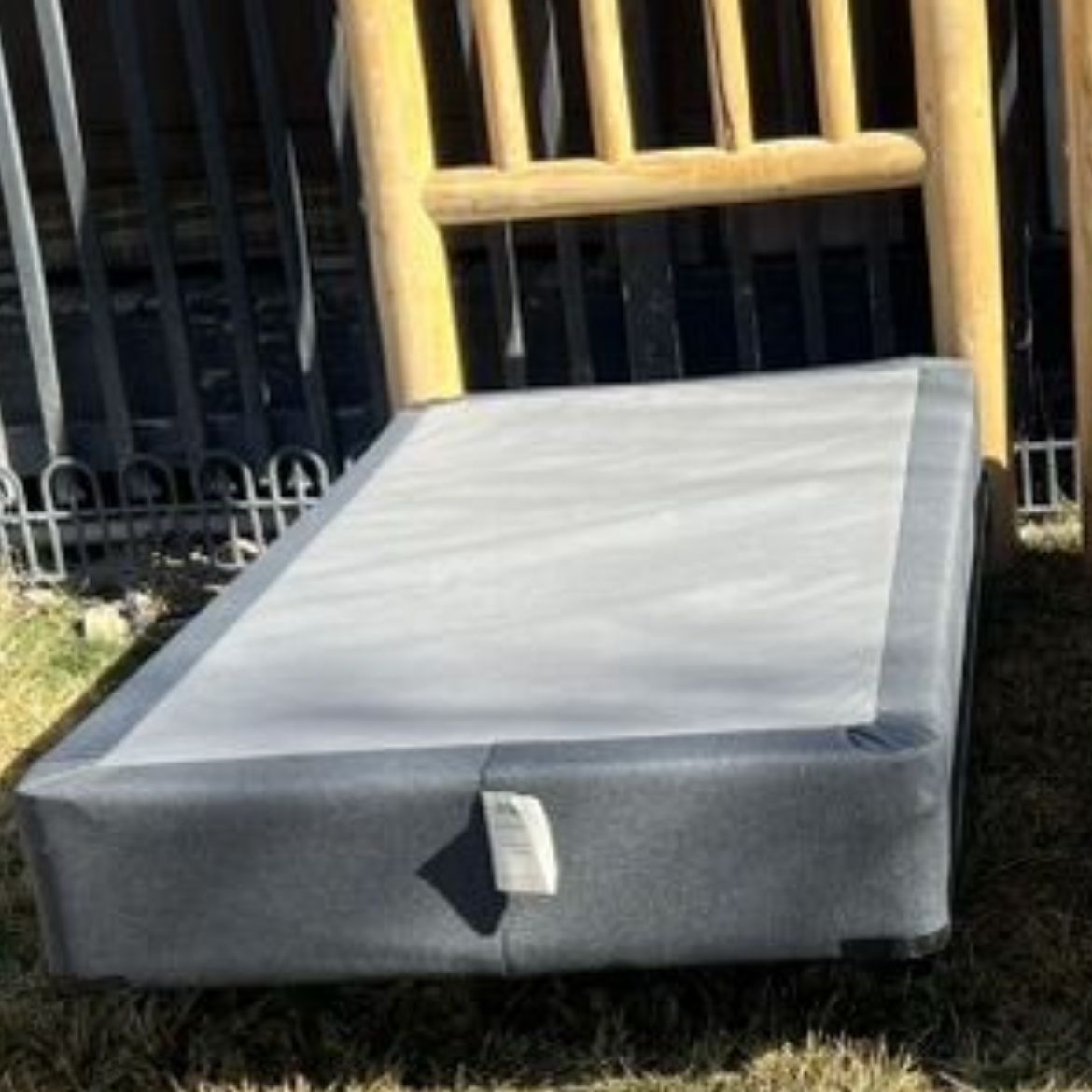 Rustic Bes XL Twin (base,box Spring,headboard)