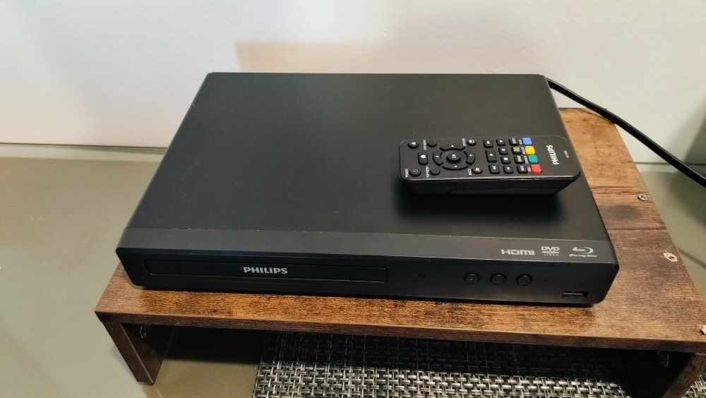 Philips Bluray player 2019 Remote also!