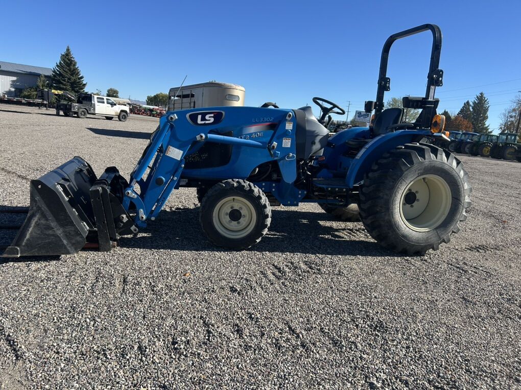 40hp Tractor And Loader