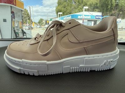 Nike Air Women’s Shoes