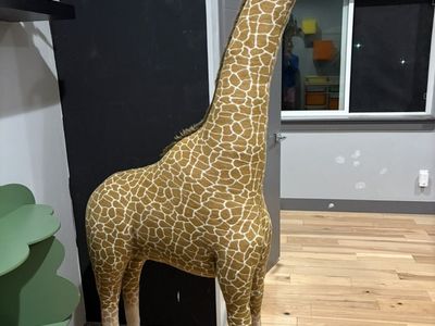 FAO SCHWARTZ GIRAFFE 6'