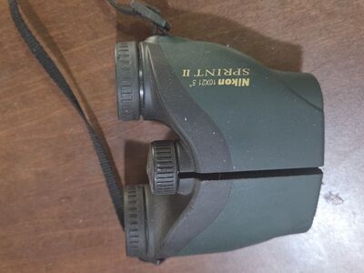 NIKON 10X21 5 SPINT II BINOCULARS - LIKE NEW!