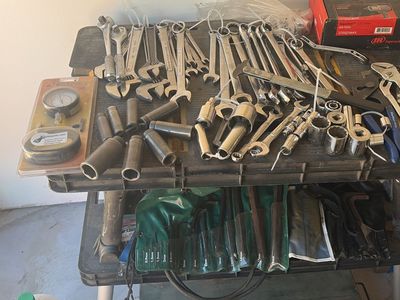 Lot of mechanics tools : Snap on, Mac, Craftsman
